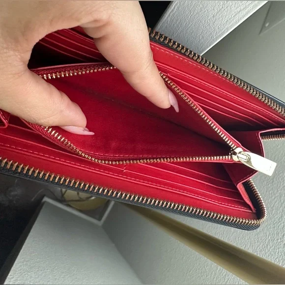 Christian Louboutin Panettone Spiked Black Wallet - Picture 5 of 14